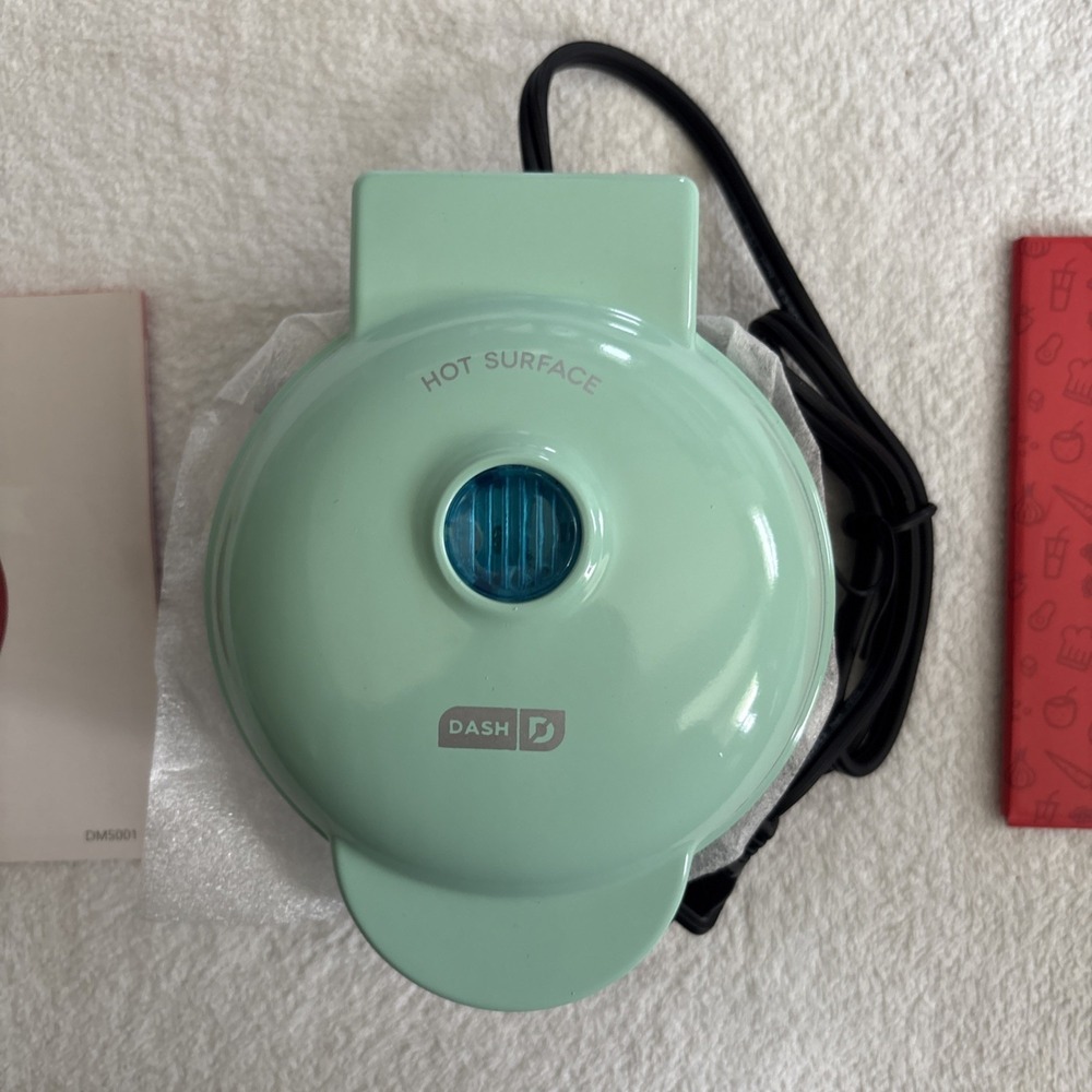 Dash Electric Mini Grill & Griddle Food Maker Round Aqua 4" Includes Booklets